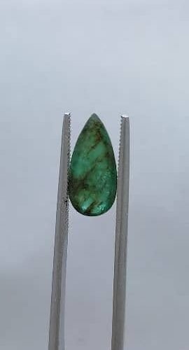 Natural Emerald Stone