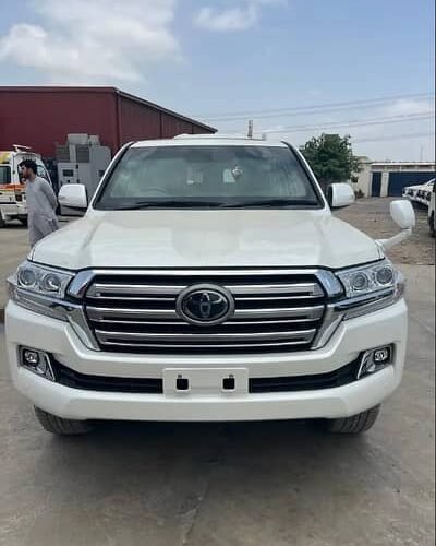 Bullet Proof Car Rental Land Cruiser V8 Fortuner Revo BMW Available – Car Rental