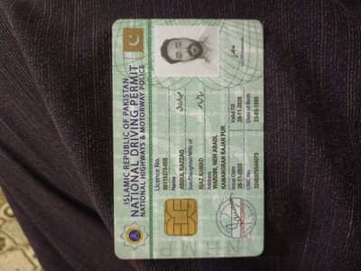 Monthly base p gari chaye mehraan Alto gari ho